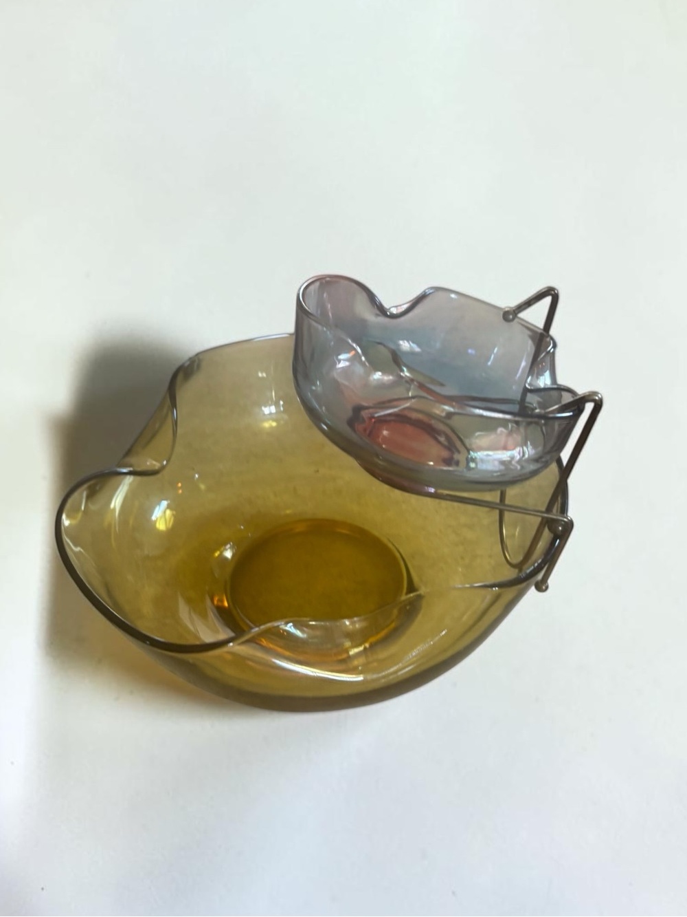 Vintage MCM Amber Smoke Glass Chip & Dip Bowl Set Metal Holder